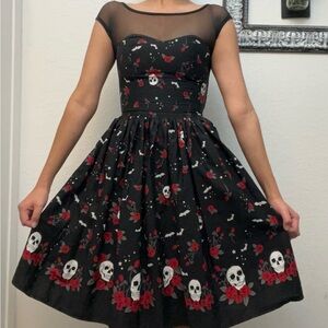 Hell Bunny black Dress with red roses and skulls